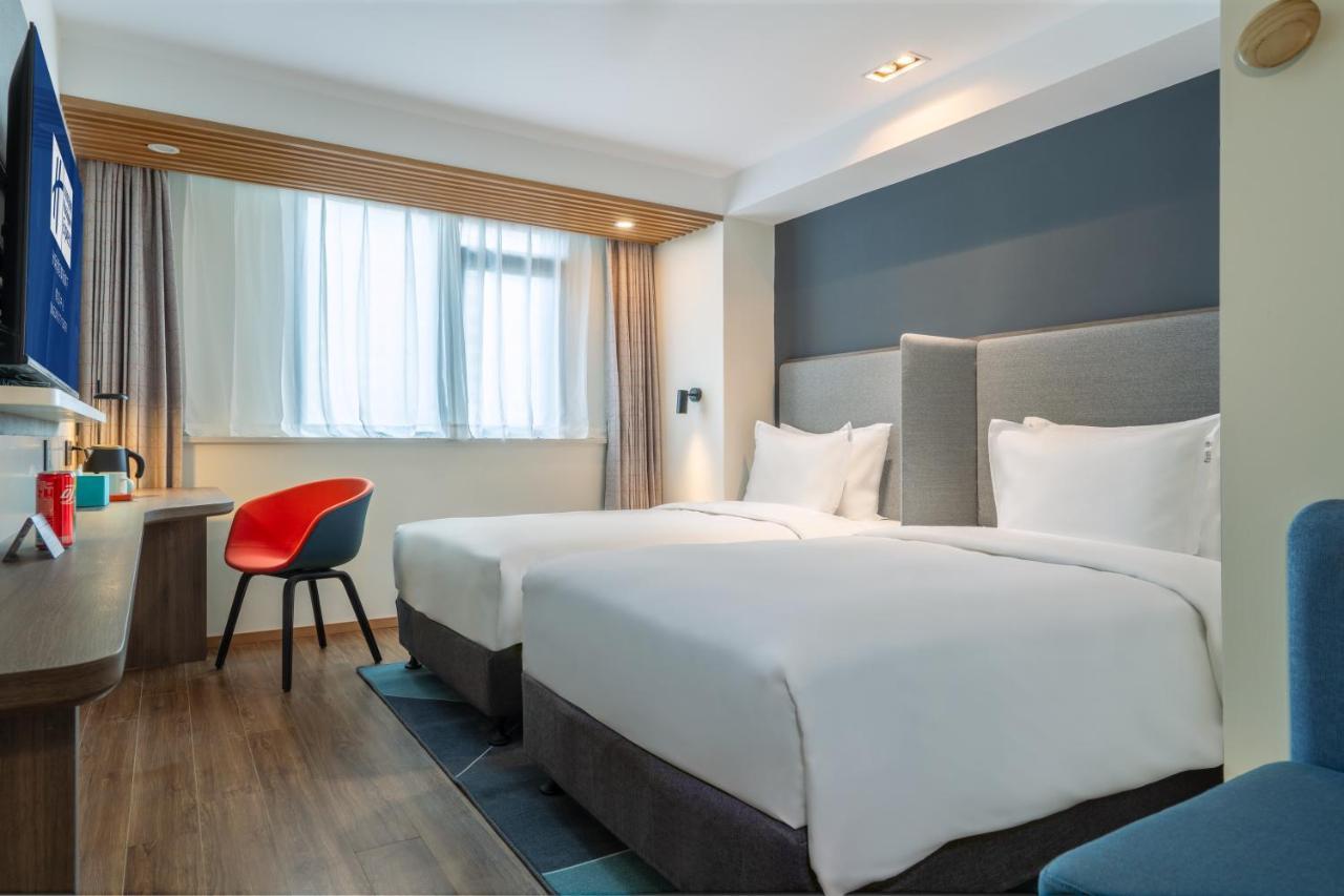 Holiday Inn Express Qingdao City Center By Ihg מראה חיצוני תמונה