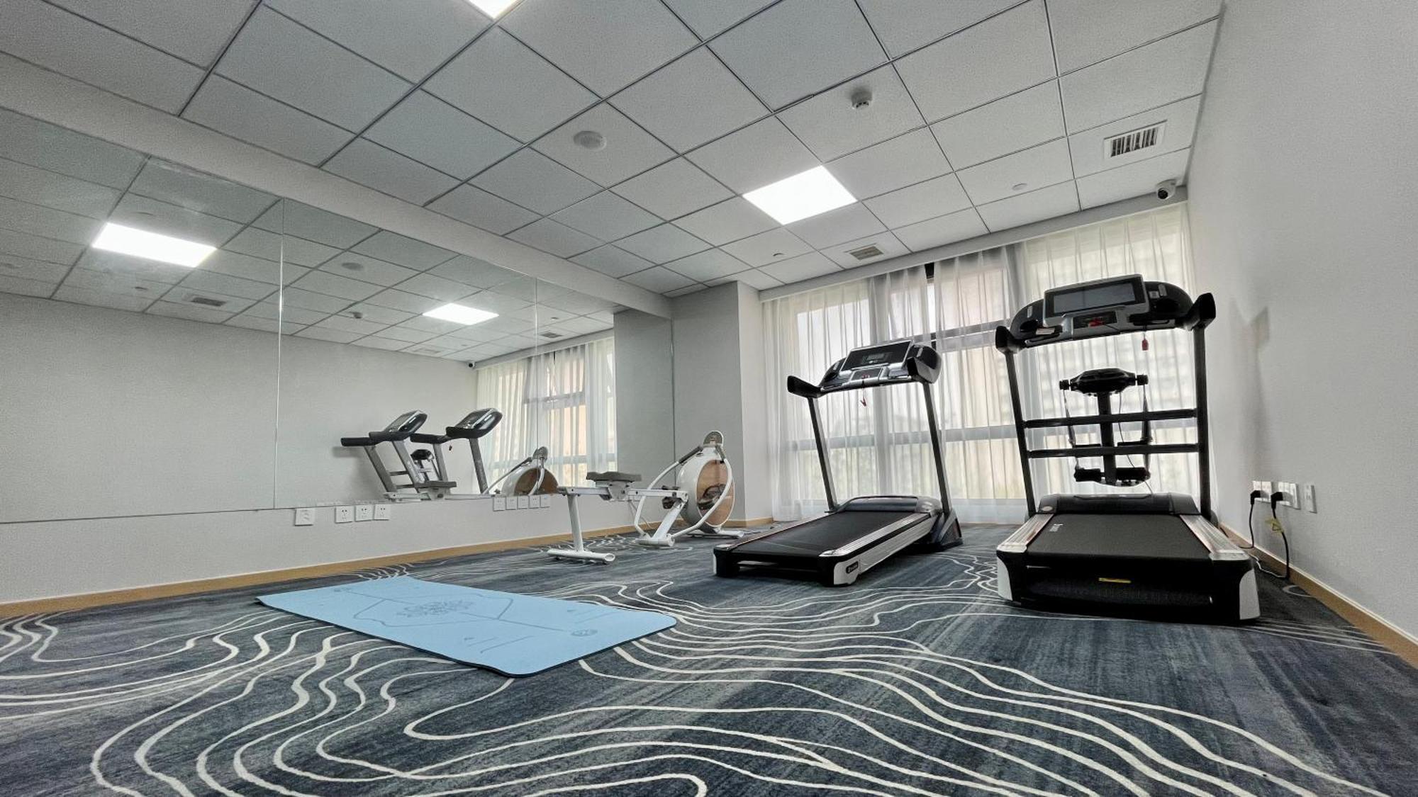 Holiday Inn Express Qingdao City Center By Ihg מראה חיצוני תמונה