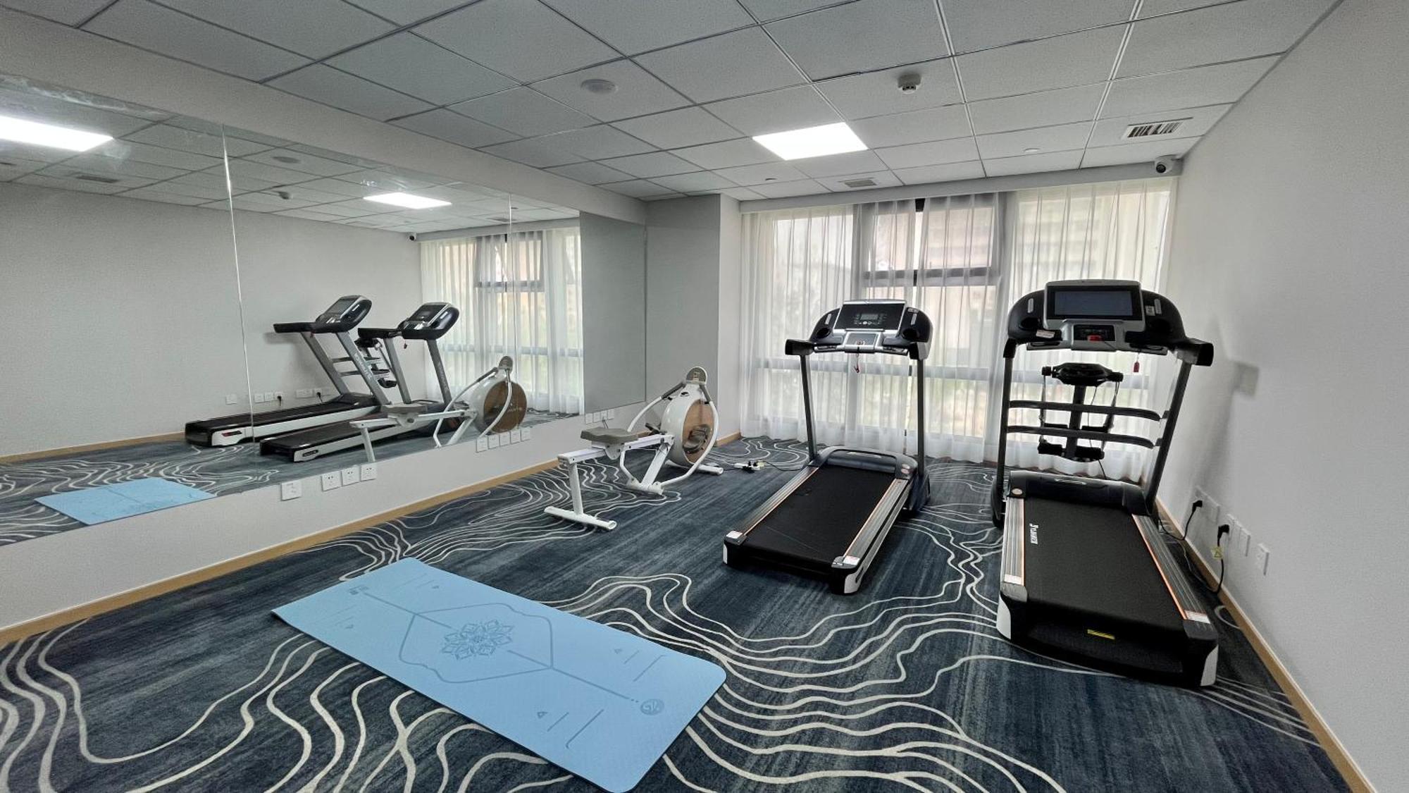 Holiday Inn Express Qingdao City Center By Ihg מראה חיצוני תמונה